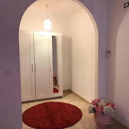Bed and breakfast Red Village *