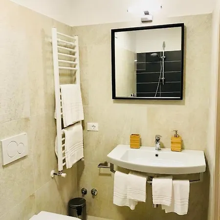 Red Village Bed & Breakfast