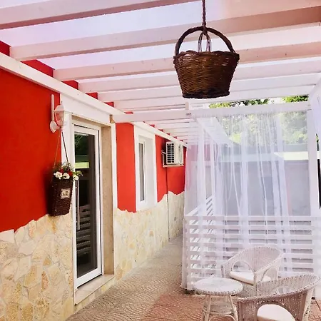 Bed and breakfast Red Village Chieti