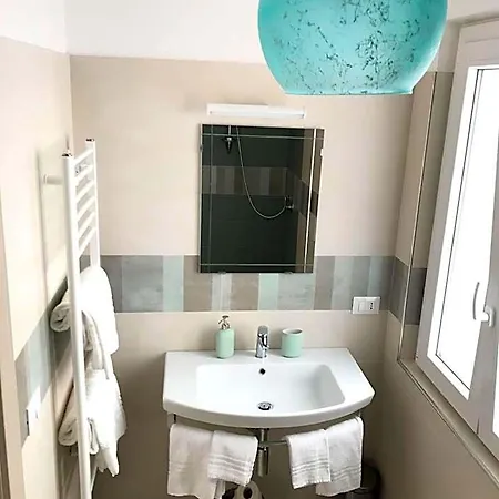 Bed & Breakfast Red Village 4*
