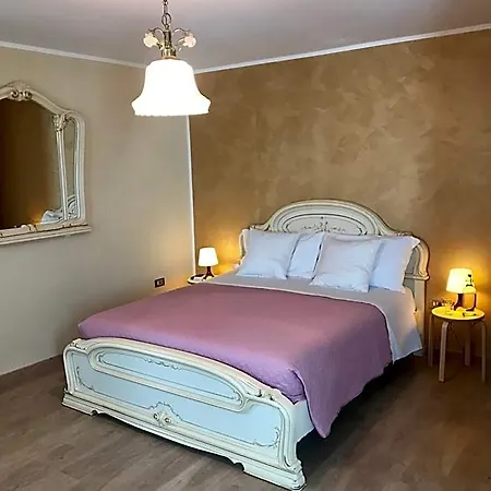 Red Village Bed & Breakfast 4*