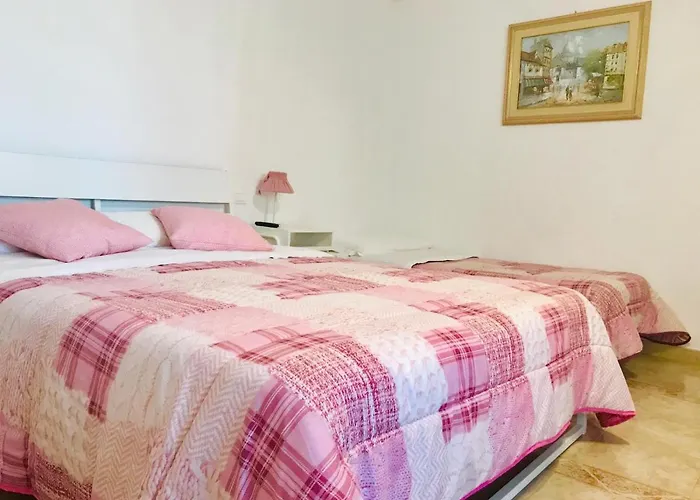 Red Village Bed and Breakfast Κιέτι